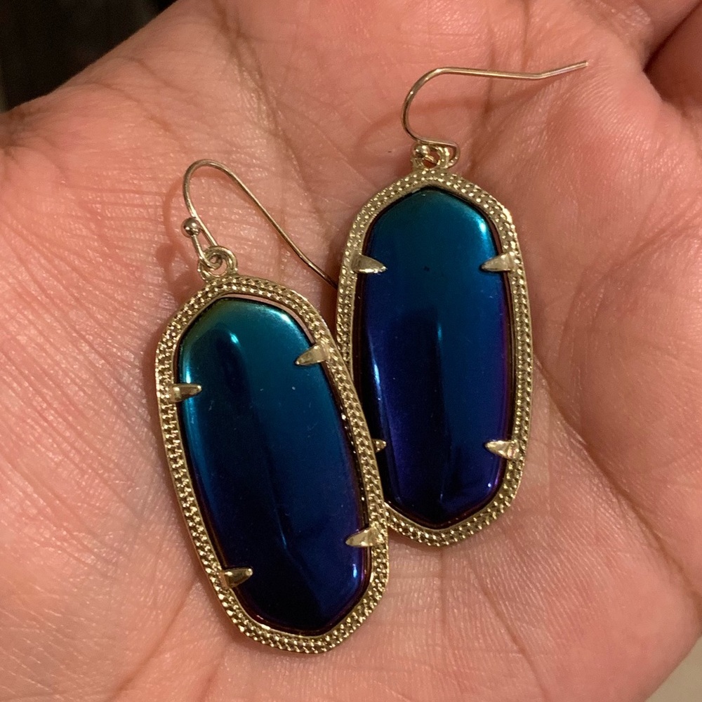 Kendra Scott earrings